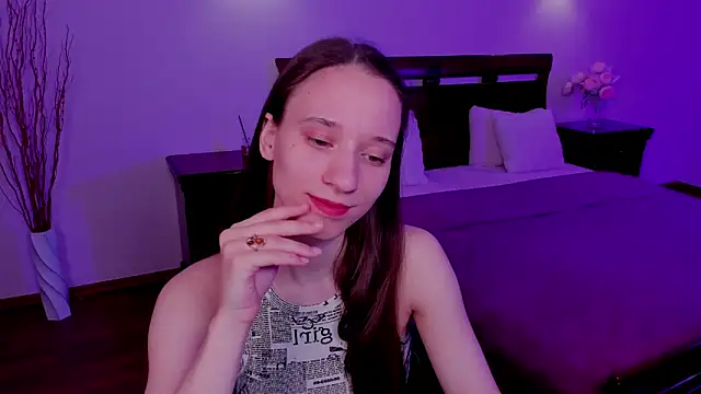 StaceySunny online show from 05-07-26, 05:18