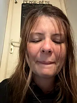 Nina blain online show from 09-23-25, 09:01