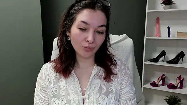 Snapshot of Meagn_Extasy chatting on 03-10-26, 07:35 Meagn Extasy online show from 03-10-26, 07:35
