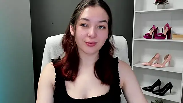 Snapshot of Meagn_Extasy chatting on 04-24-26, 06:38 Meagn Extasy online show from 04-24-26, 06:38