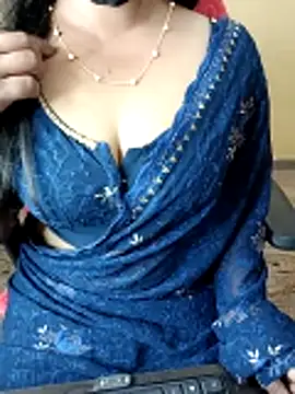 Snapshot of Adwithaa chatting on 02-18-26, 05:09 Adwithaa online show from 02-18-26, 05:09