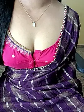 Snapshot of Adwithaa chatting on 04-18-26, 07:58 Adwithaa online show from 04-18-26, 07:58