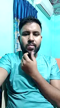 Snapshot of zakly69 chatting on 02-16-25, 10:10 zakly69 online show from 02-16-25, 10:10