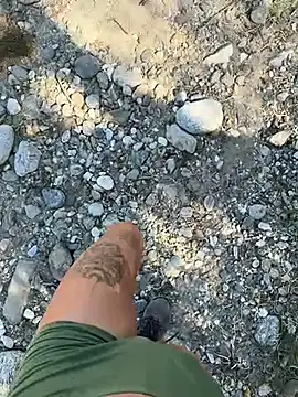 Snapshot of klownman1 chatting on 02-07-26, 06:44 klownman1 online show from 02-07-26, 06:44