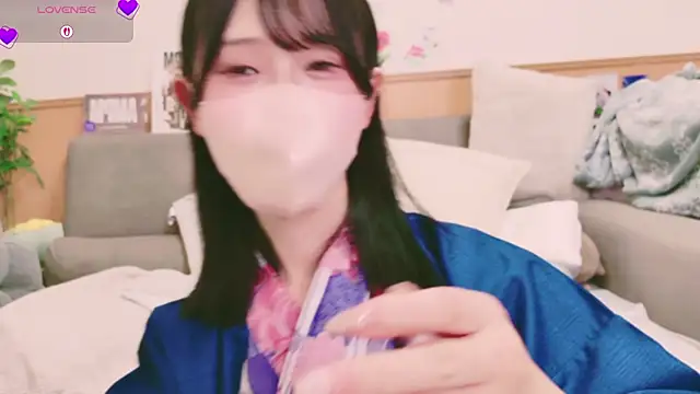 Conatsu online show from 09-14-25, 12:04