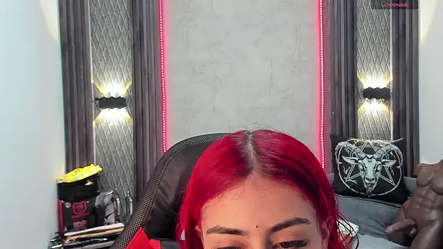 selene red  online show from 02-08-25, 03:42