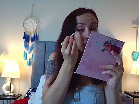 IberianMoonMK online show from 01-18-26, 11:25