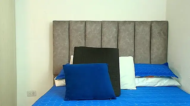 Snapshot of karina_lewis_ chatting on 11-05-25, 03:50 karina lewis online show from 11-05-25, 03:50