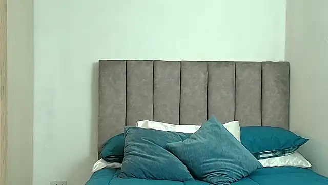 Snapshot of karina_lewis_ chatting on 06-11-26, 05:38 karina lewis online show from 06-11-26, 05:38
