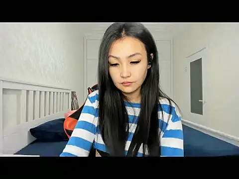 Missykitty01 online show from 10-23-25, 12:10