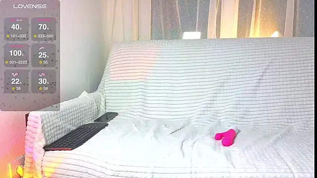 Snapshot of Tasha_Miu chatting on 01-11-25, 08:32 Tasha Miu online show from 01-11-25, 08:32
