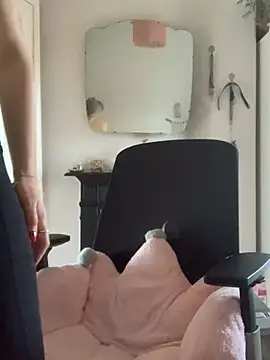 Littlelolo60 online show from 02-27-25, 09:22