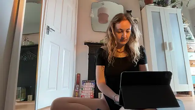 Littlelolo60 online show from 09-14-25, 08:57