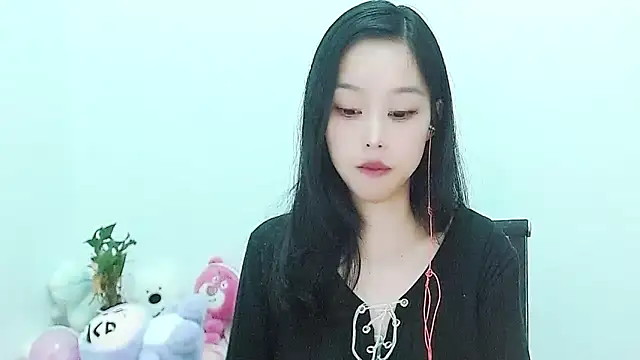 Daisy- baby-cute online show from 09-11-25, 12:00