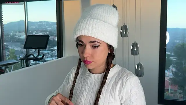 Mika Miller online show from 12-19-24, 04:13