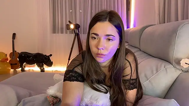 Mika Miller online show from 02-02-26, 01:37