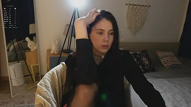 jennetdoll online show from 11-26-25, 05:36