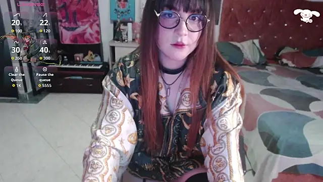 Snapshot of Avril2001 chatting on 10-03-25, 02:30 Avril2001 online show from 10-03-25, 02:30