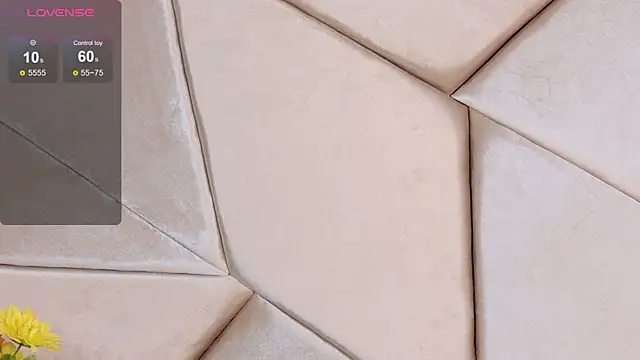 Camille Torres online show from 10-01-25, 01:06