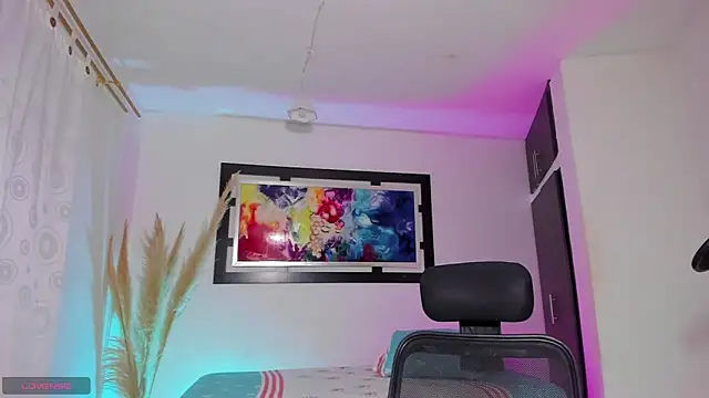 Scarlett 811 online show from 03-05-25, 02:36