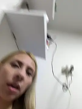 DollMagguie online show from 12-27-24, 01:00