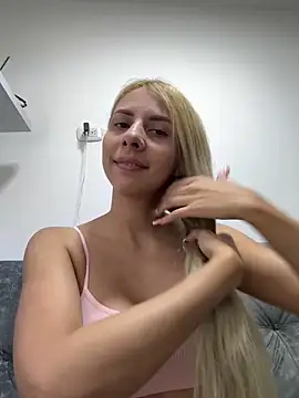 DollMagguie online show from 01-03-25, 03:33