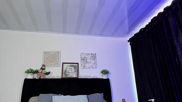 Snapshot of aihnoa_split chatting on 03-10-25, 03:41 aihnoa split online show from 03-10-25, 03:41