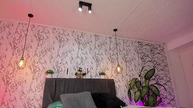 Snapshot of aihnoa_split chatting on 10-20-25, 01:00 aihnoa split online show from 10-20-25, 01:00