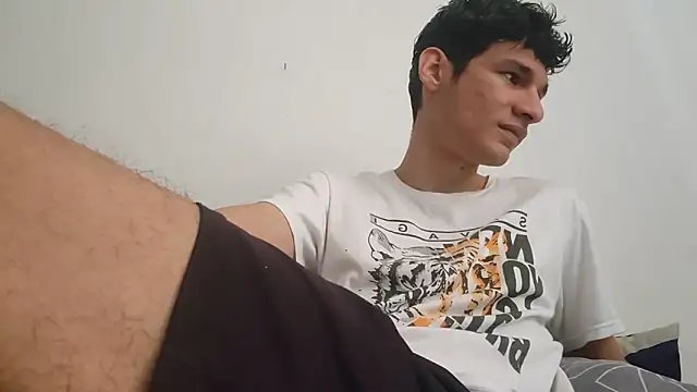 Paulhot018 online show from 03-09-25, 07:15