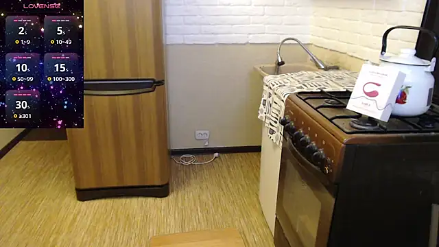 Snapshot of sweetpeash33 chatting on 12-28-24, 10:58 sweetpeash33 online show from 12-28-24, 10:58