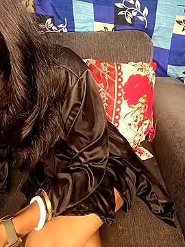 REVA DARLING online show from 01-24-25, 11:37