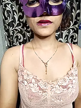 REVA DARLING online show from 04-06-26, 07:09