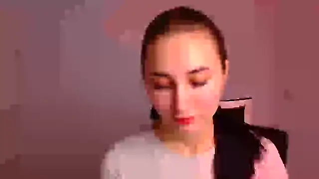 Snapshot of Jennifer_Blum chatting on 12-24-24, 09:39 Jennifer Blum online show from 12-24-24, 09:39