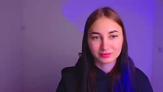 Snapshot of Jennifer_Blum chatting on 12-25-24, 06:20 Jennifer Blum online show from 12-25-24, 06:20