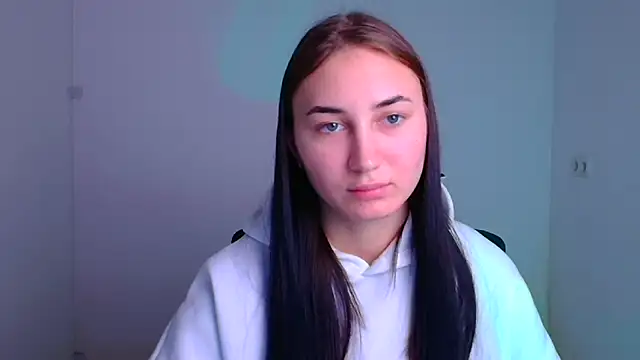 Snapshot of Jennifer_Blum chatting on 01-06-25, 09:30 Jennifer Blum online show from 01-06-25, 09:30