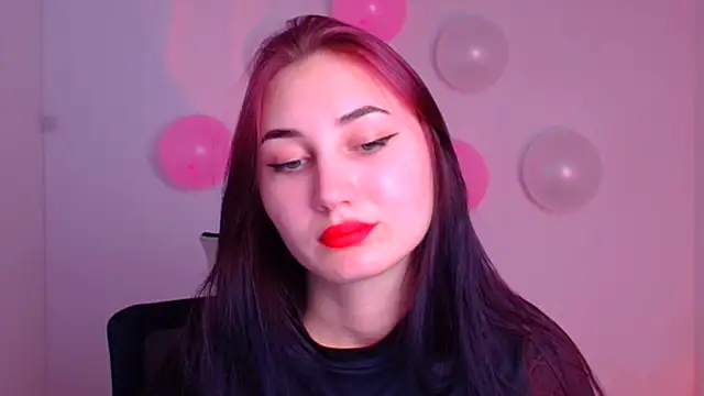 Snapshot of Jennifer_Blum chatting on 02-14-25, 02:28 Jennifer Blum online show from 02-14-25, 02:28