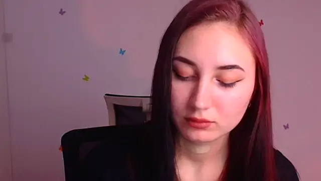 Snapshot of Jennifer_Blum chatting on 02-24-25, 01:13 Jennifer Blum online show from 02-24-25, 01:13