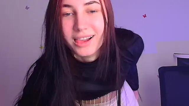 Snapshot of Jennifer_Blum chatting on 02-24-25, 09:31 Jennifer Blum online show from 02-24-25, 09:31