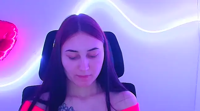 Snapshot of Jennifer_Blum chatting on 02-26-25, 12:27 Jennifer Blum online show from 02-26-25, 12:27