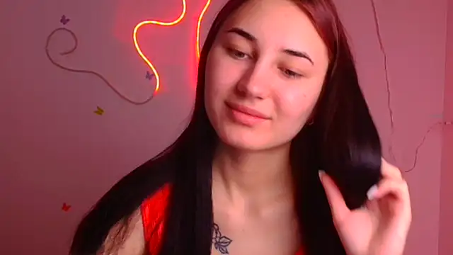 Snapshot of Jennifer_Blum chatting on 03-08-25, 06:21 Jennifer Blum online show from 03-08-25, 06:21