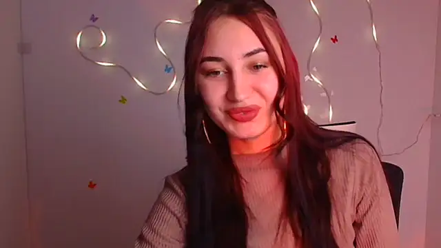 Snapshot of Jennifer_Blum chatting on 03-08-25, 06:16 Jennifer Blum online show from 03-08-25, 06:16