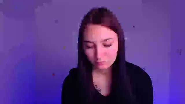 Snapshot of Jennifer_Blum chatting on 03-20-25, 06:08 Jennifer Blum online show from 03-20-25, 06:08