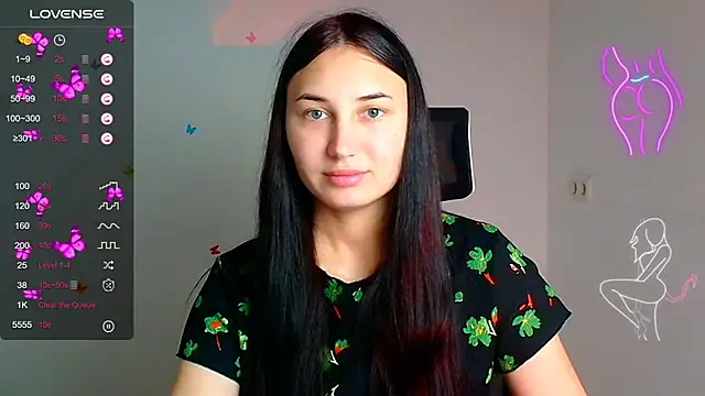 Snapshot of Jennifer_Blum chatting on 09-20-25, 05:08 Jennifer Blum online show from 09-20-25, 05:08