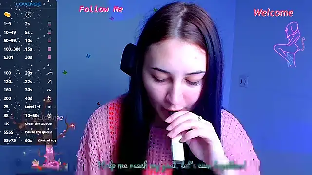 Snapshot of Jennifer_Blum chatting on 11-05-25, 06:02 Jennifer Blum online show from 11-05-25, 06:02