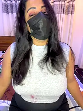 Snapshot of NOORA-GIRL chatting on 12-21-25, 11:56 NOORA-GIRL online show from 12-21-25, 11:56