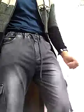 Snapshot of AmnionicDemeanor chatting on 12-27-24, 11:39 AmnionicDemeanor online show from 12-27-24, 11:39