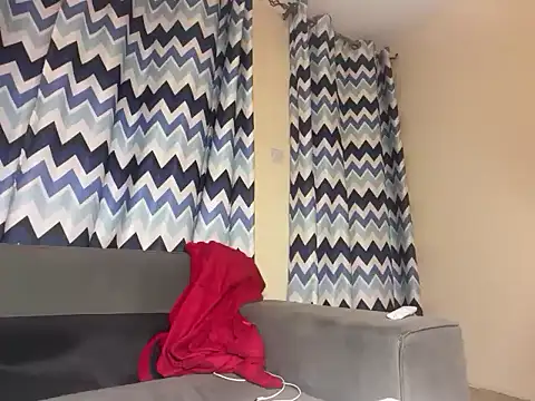 Snapshot of candybabe_ chatting on 03-16-26, 01:55 candybabe online show from 03-16-26, 01:55