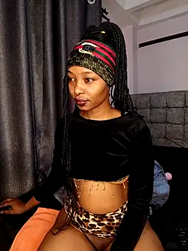 Licia harvin online show from 11-30-25, 09:24