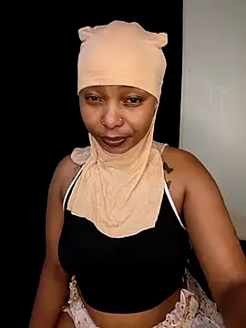 Snapshot of Licia_harvin chatting on 05-09-26, 04:28 Licia harvin online show from 05-09-26, 04:28
