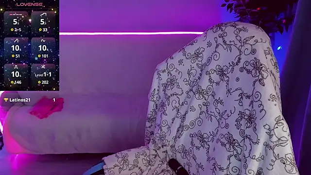 Sexy-Housewife online show from 01-14-25, 04:29
